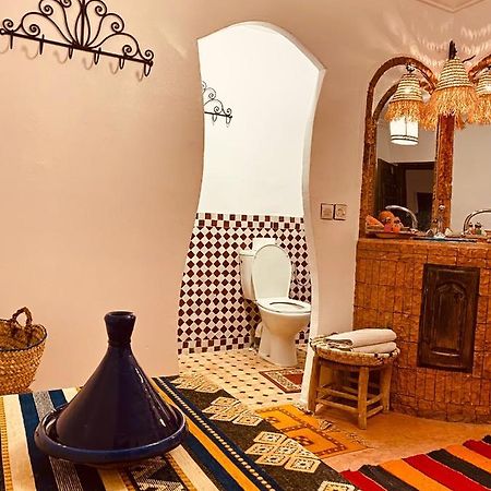 Auberge Tissadrine Akhendachou n'Ait Ouffi Exterior photo