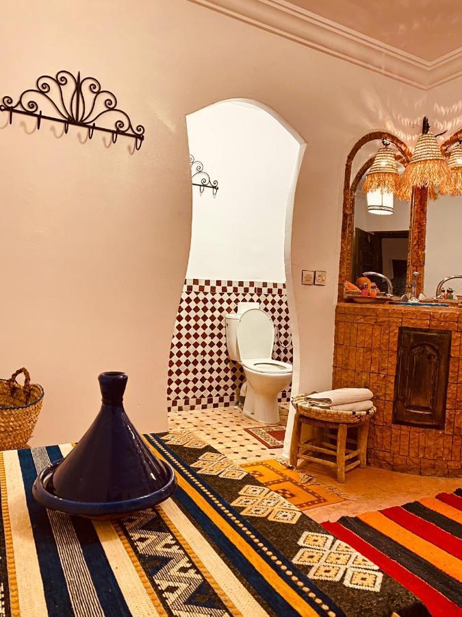 Auberge Tissadrine Akhendachou n'Ait Ouffi Exterior photo