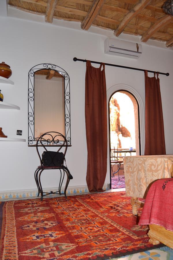 Auberge Tissadrine Akhendachou n'Ait Ouffi Exterior photo